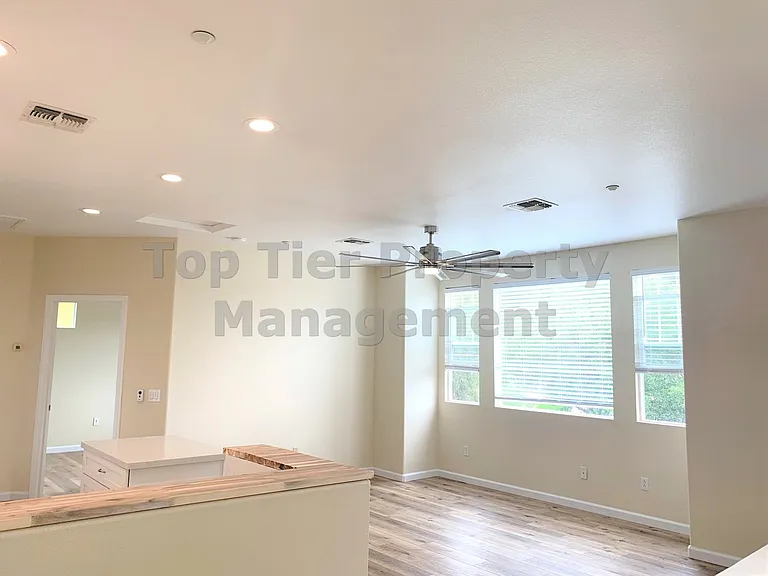 5573 Coyote Ct #B — Photo 1