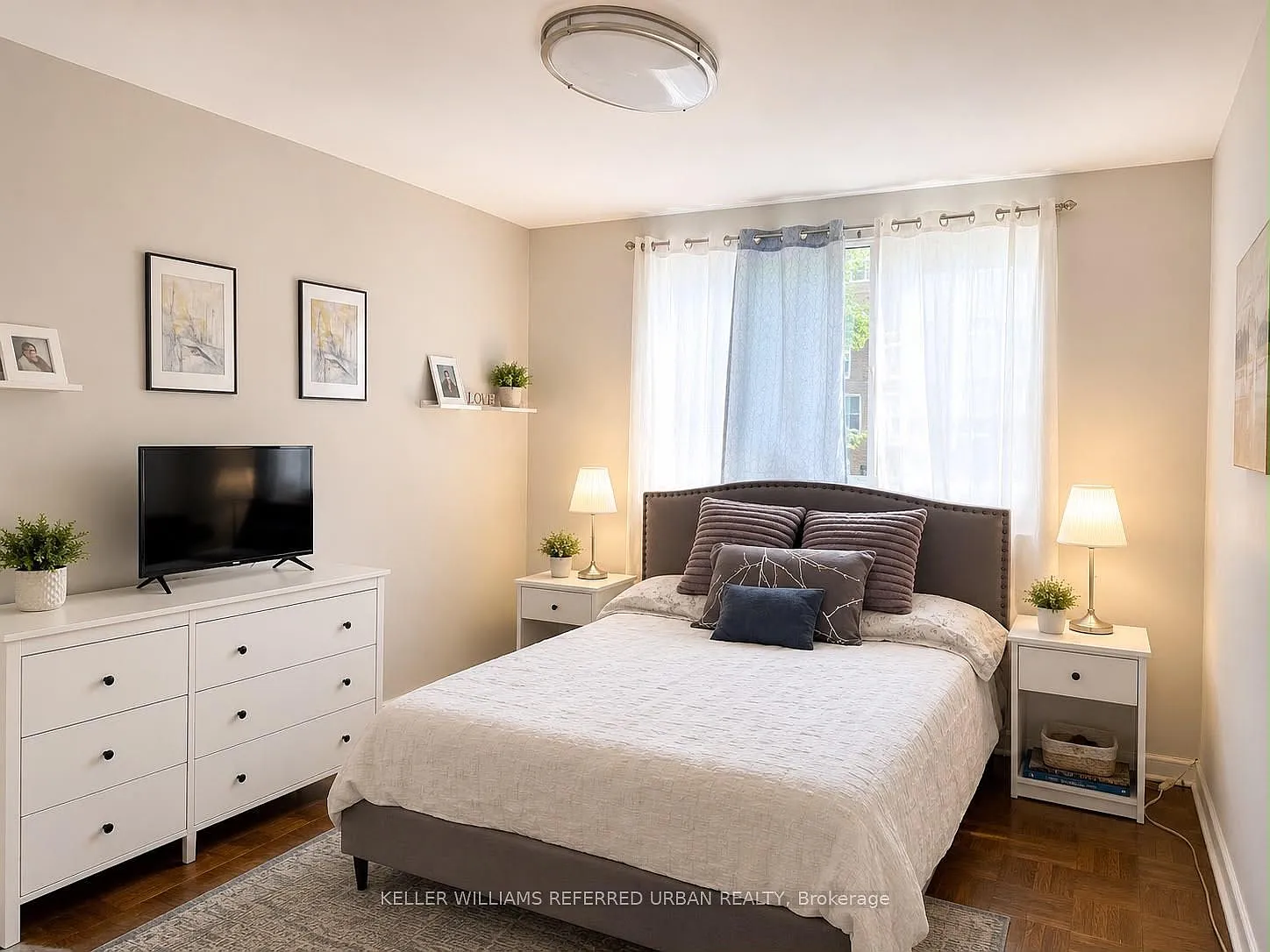 3 bed, $2,850 — Photo 2
