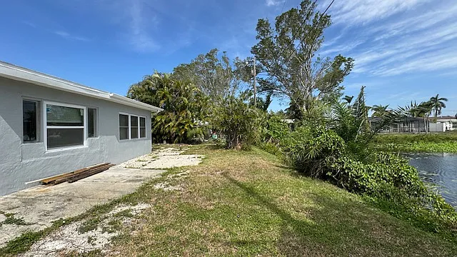 1818 Rhonda St — Photo 17