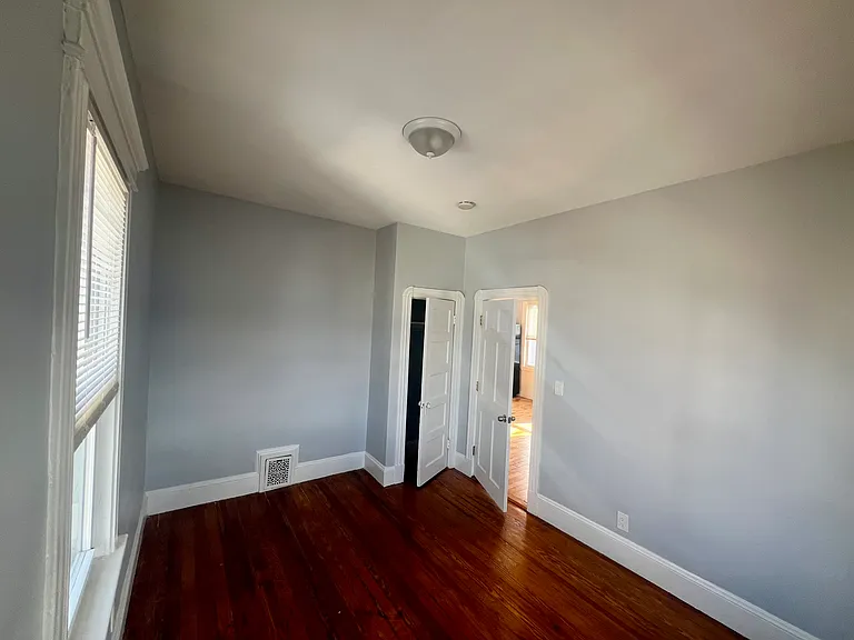 98 Irving St #2 — Photo 13