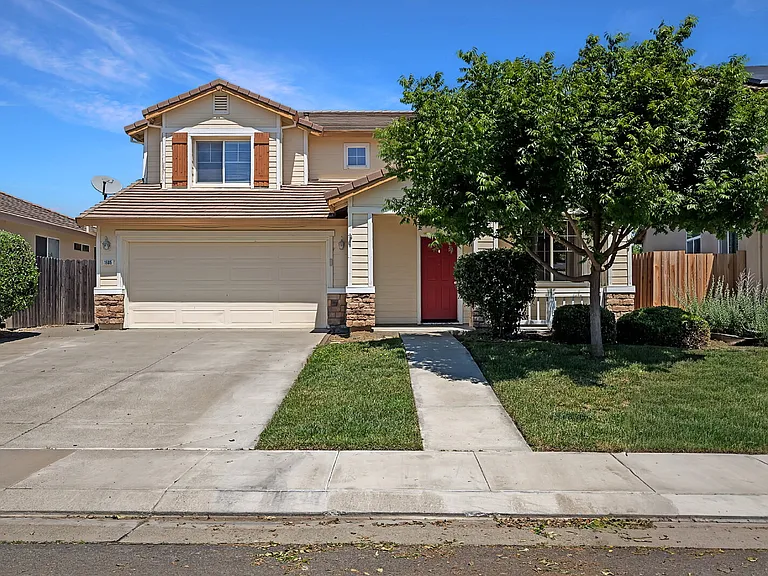1605 Laugenour Dr — Photo 2