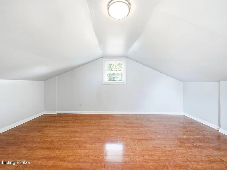 1049 Dixon Ave #2 — Photo 19