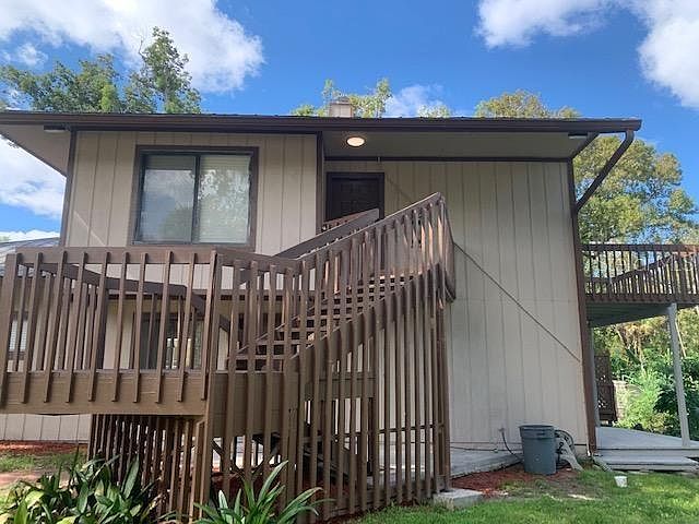 1st image of 425 Geneva Dr #A
