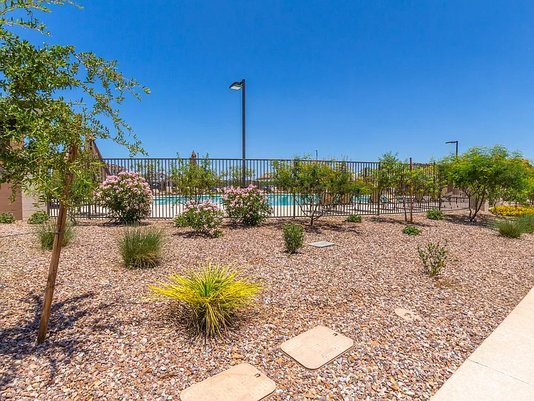1954 S Follett Way — Photo 31
