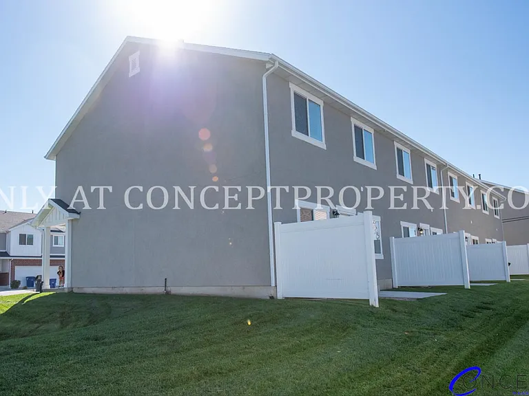 Harvest Pointe Townhomes — Photo 40