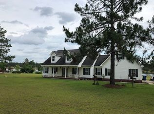 77 Muscadine Dr, Mc Rae Helena, GA 31037