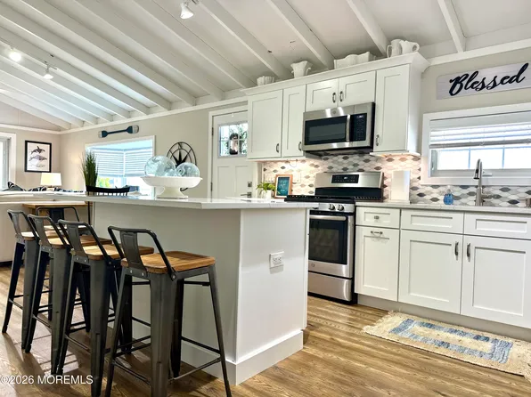 225 Ocean Bay Blvd, Lavallette, NJ 08735