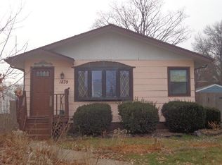 1839 Cody St, Bettendorf, IA