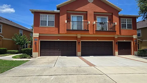 2921 Pine Oak Trl Photo 1