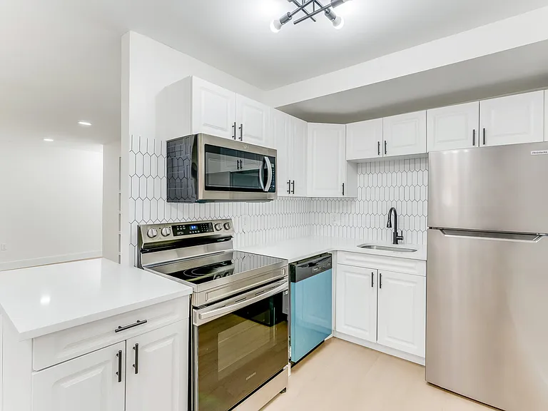 Indian Oaks Townhomes — Photo 24