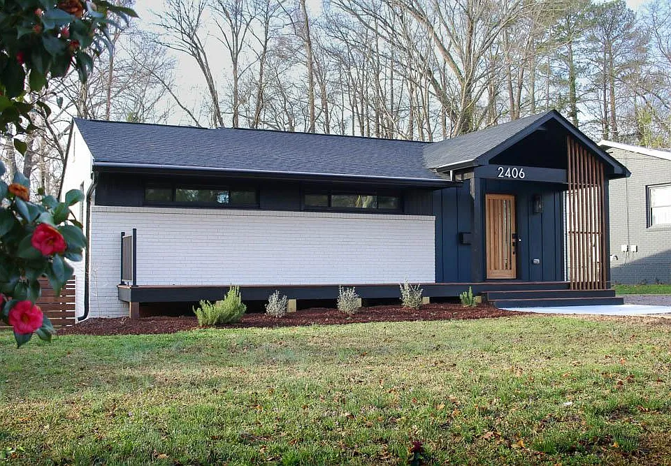 2406 Boswell Rd