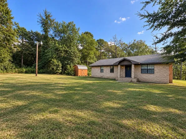 879 County Road 1745, Mount Pleasant, TX 75455