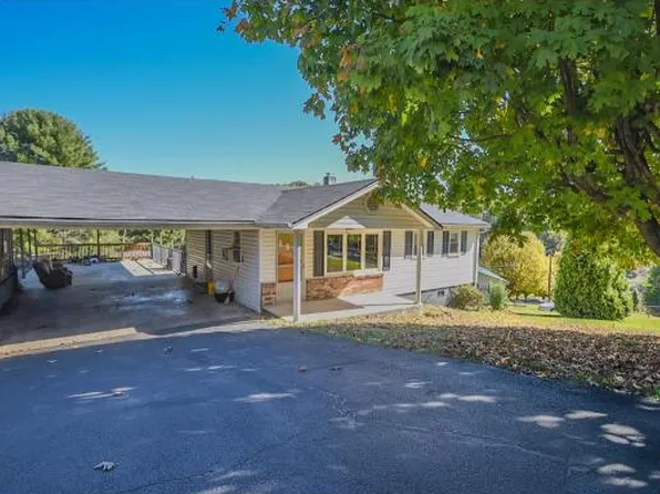 1671 Randich Dr, Kingsport, TN 37660