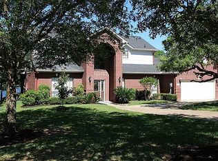 19 Clydesdale Dr, Hilltop Lakes, TX 77871