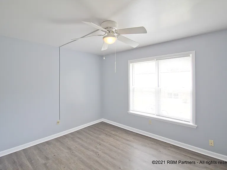 400 W Union St — Photo 7