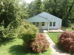 274 Will Dodd Rd, Jumping Branch, WV 25969