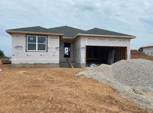 218 Allspice Ct, Sparta, MO 65753