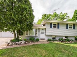 2640 Violet Ct, Racine, WI 53402