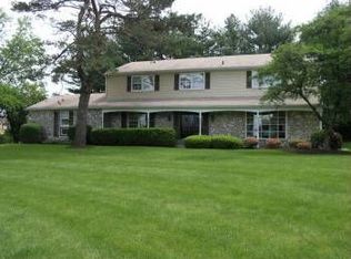 1050 Hillview Turn, Huntingdon Valley, PA 19006