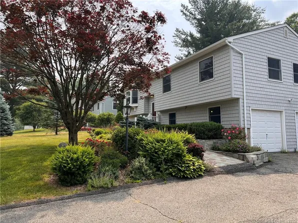 11 Long Hill Road, Bethel, CT 06801