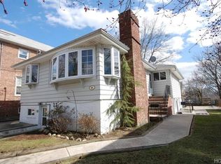 94 Pilot St, Bronx, NY 10464