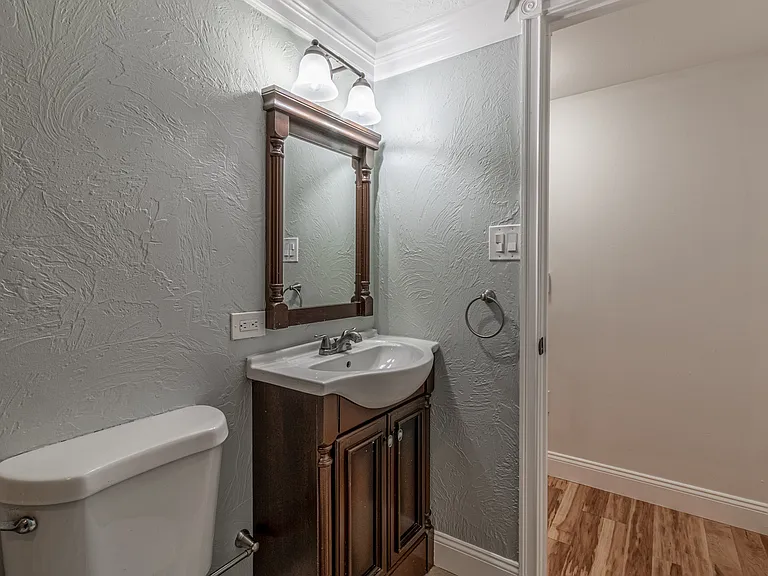 5410 Wellesley Ave #2 — Photo 20