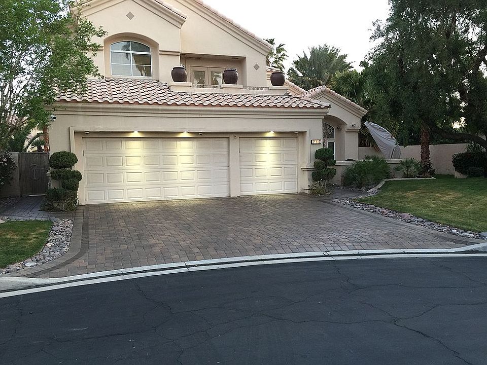 1st image of 78980 Indian Wood Ct