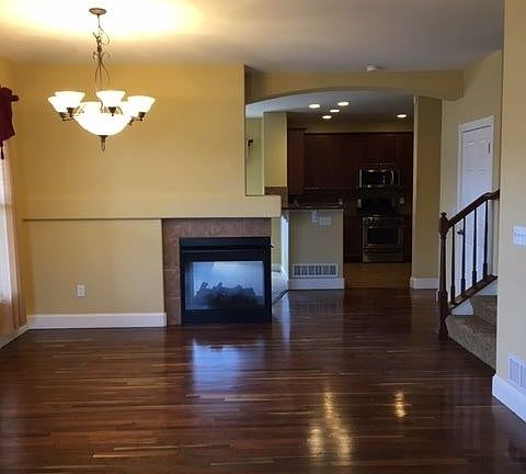 4th image of 4111 Portofino Dr
