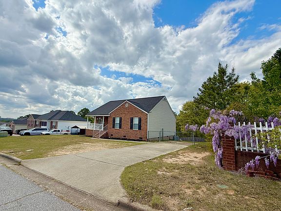 4th image of 3671 N Madrid Drive