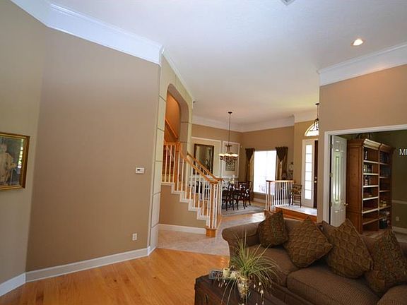 4th image of 532 W Palm Valley Dr
