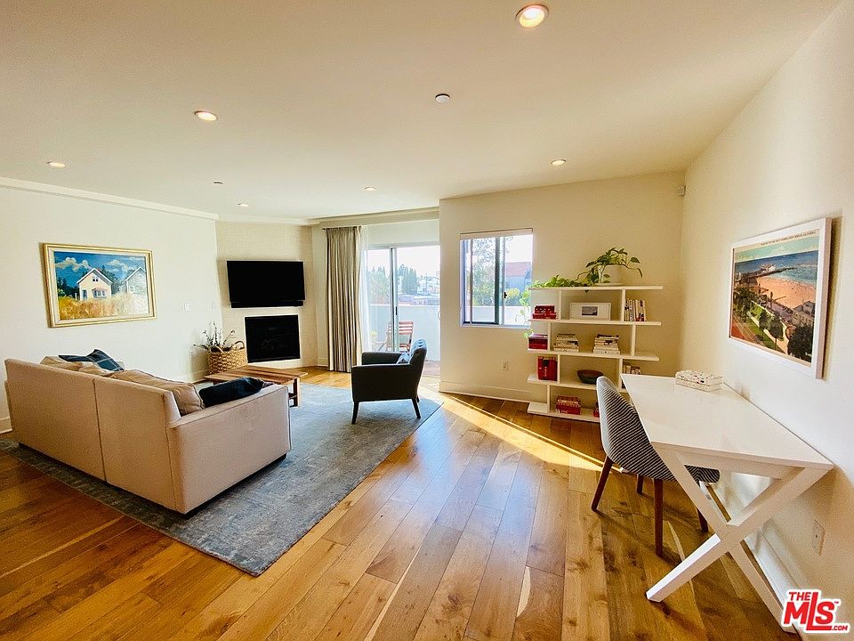 1st image of 11715 Goshen Ave Penthouse 3
