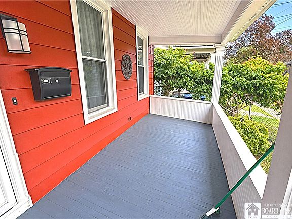 3rd image of 200 Bird Ave