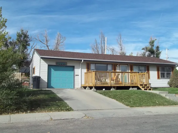 2924 Meadow Dr, Casper, WY 82604