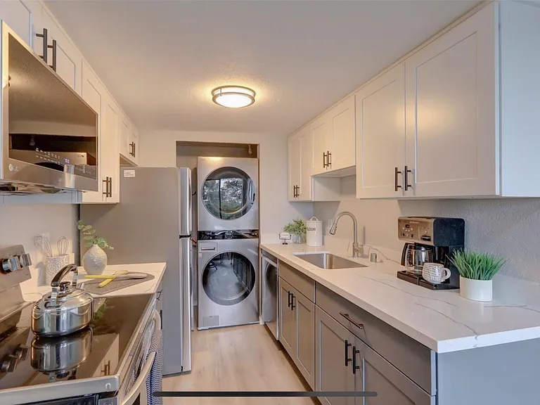 6734 112th Ave NE #8 — Photo 6