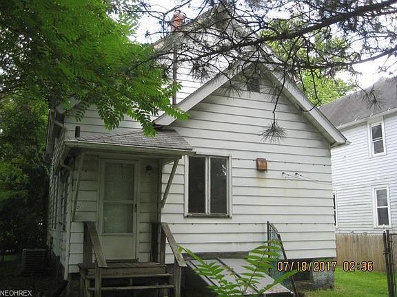 2nd image of 244 King St