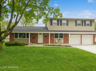 630 N Glenn Dr, Palatine, IL 60074