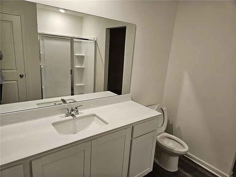 326 Silverton Dr — Photo 24