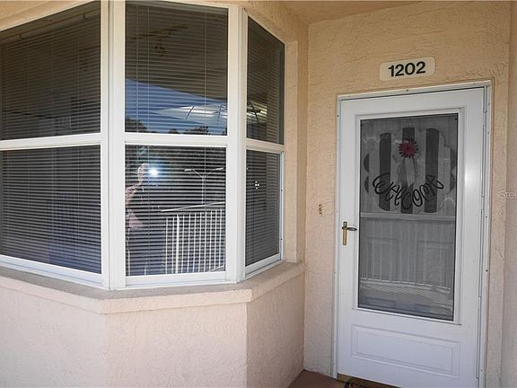 4th image of 6205 Shoreline Dr APT 1202