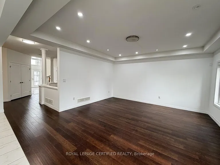 40 Lexington Ave — Photo 11