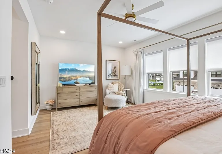 22 Flower Horn Blvd — Photo 25