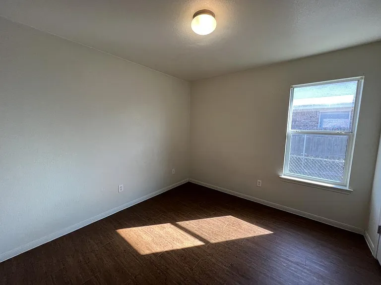 601B Bermuda — Photo 11