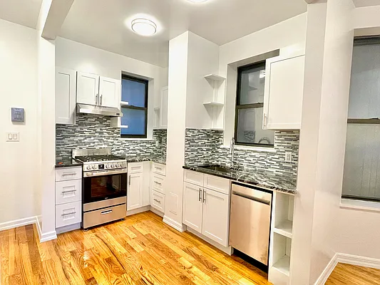 Rented by Compass | media 7