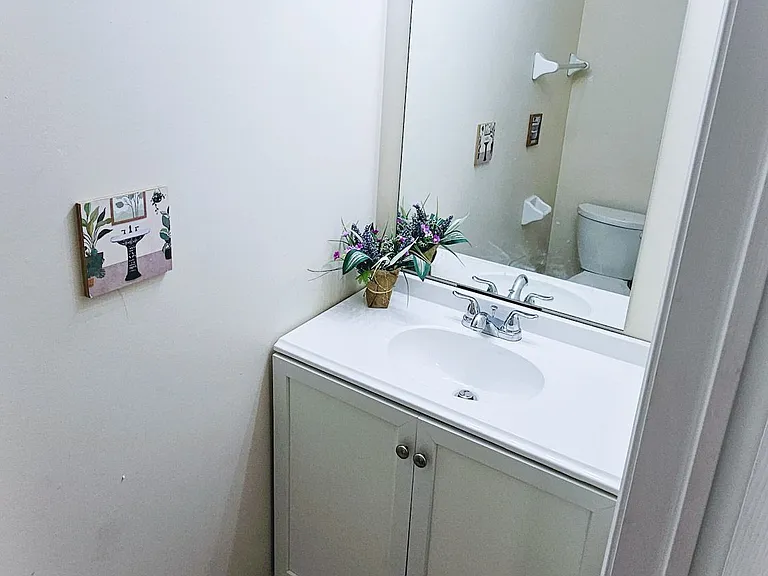 10 Keith Cres — Photo 12