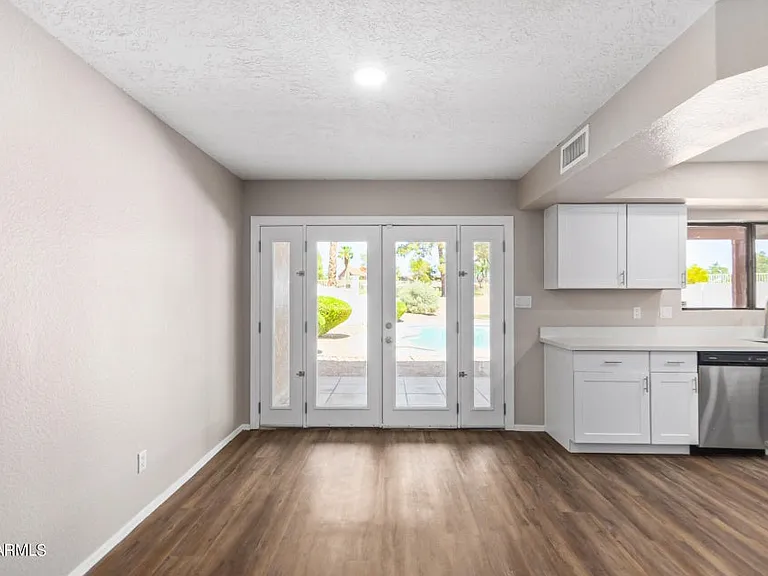 6920 W Morrow Dr — Photo 21