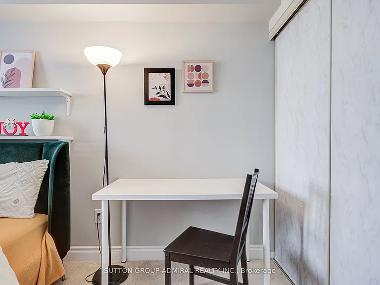 1055 Bay St #716 — Photo 17