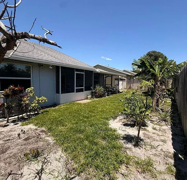 5584 Priscilla Ln — Photo 21