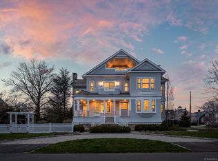 126 Carlynn Dr, Fairfield, CT 06824