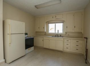 33 Walnut St, Manchester, NH 03104