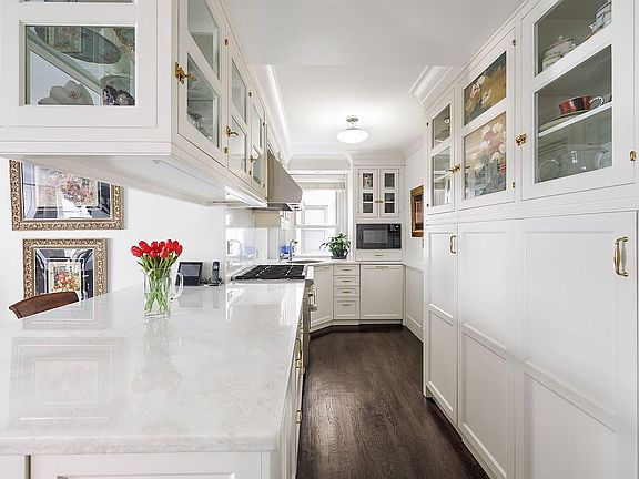 5th image of 151 E 83rd St #5GH