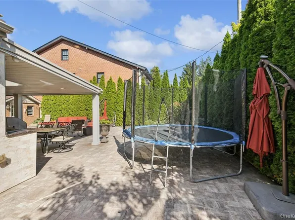 164-53 85th Street image 29 of 40